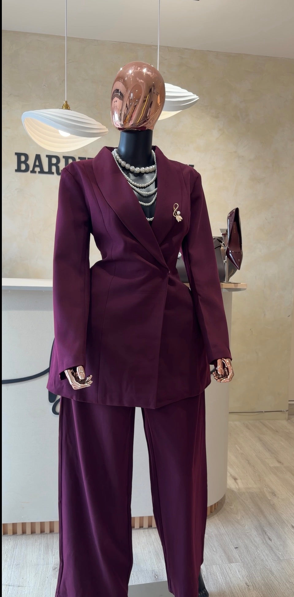 Executive suit