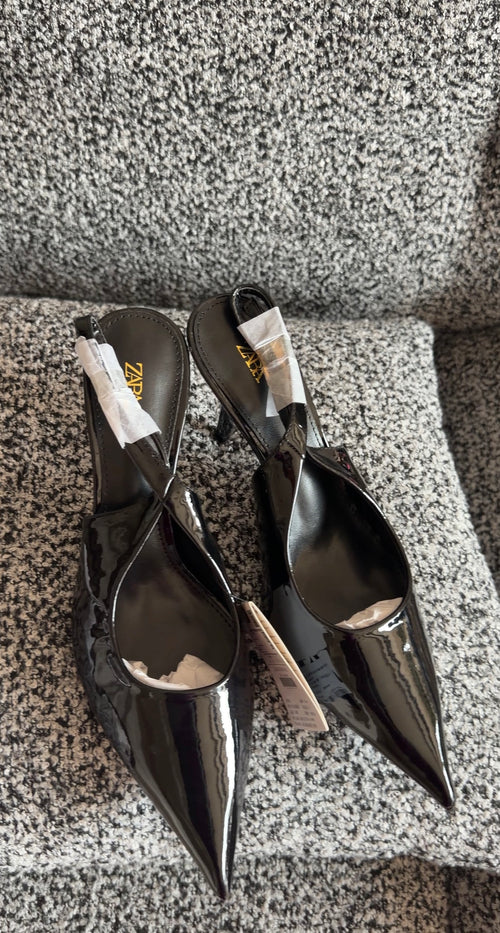 All black heels