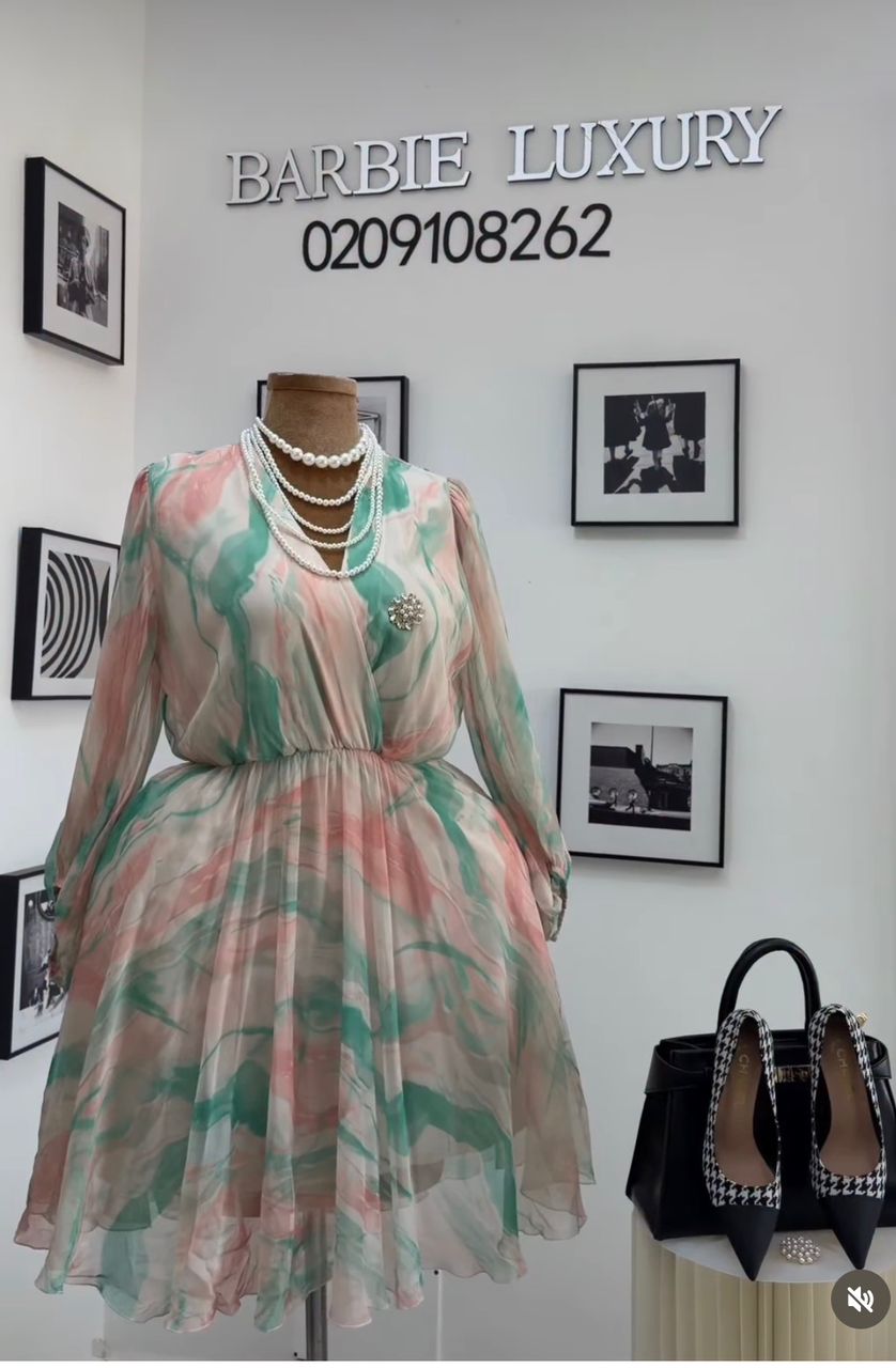 Lucy dress
