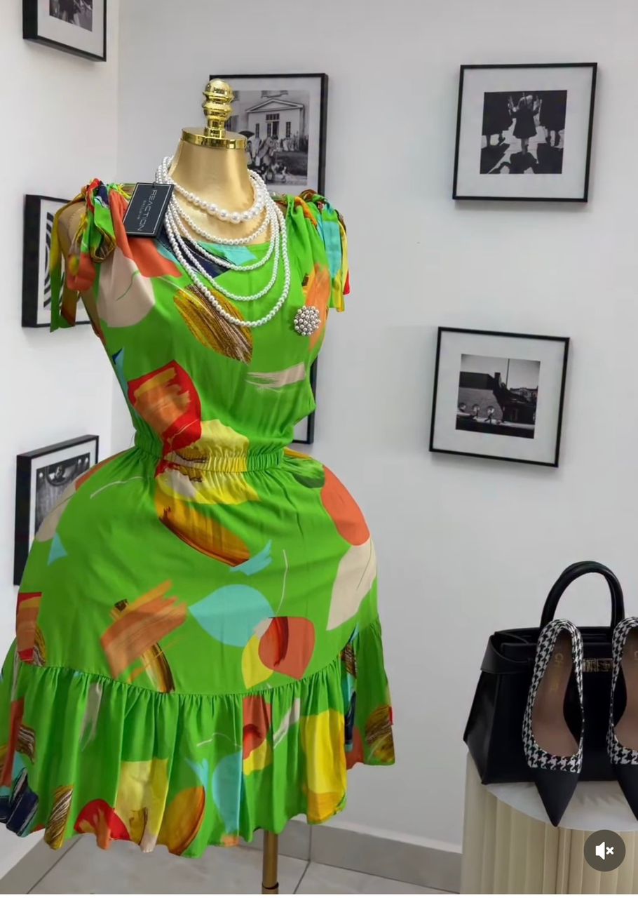 Lisa dress
