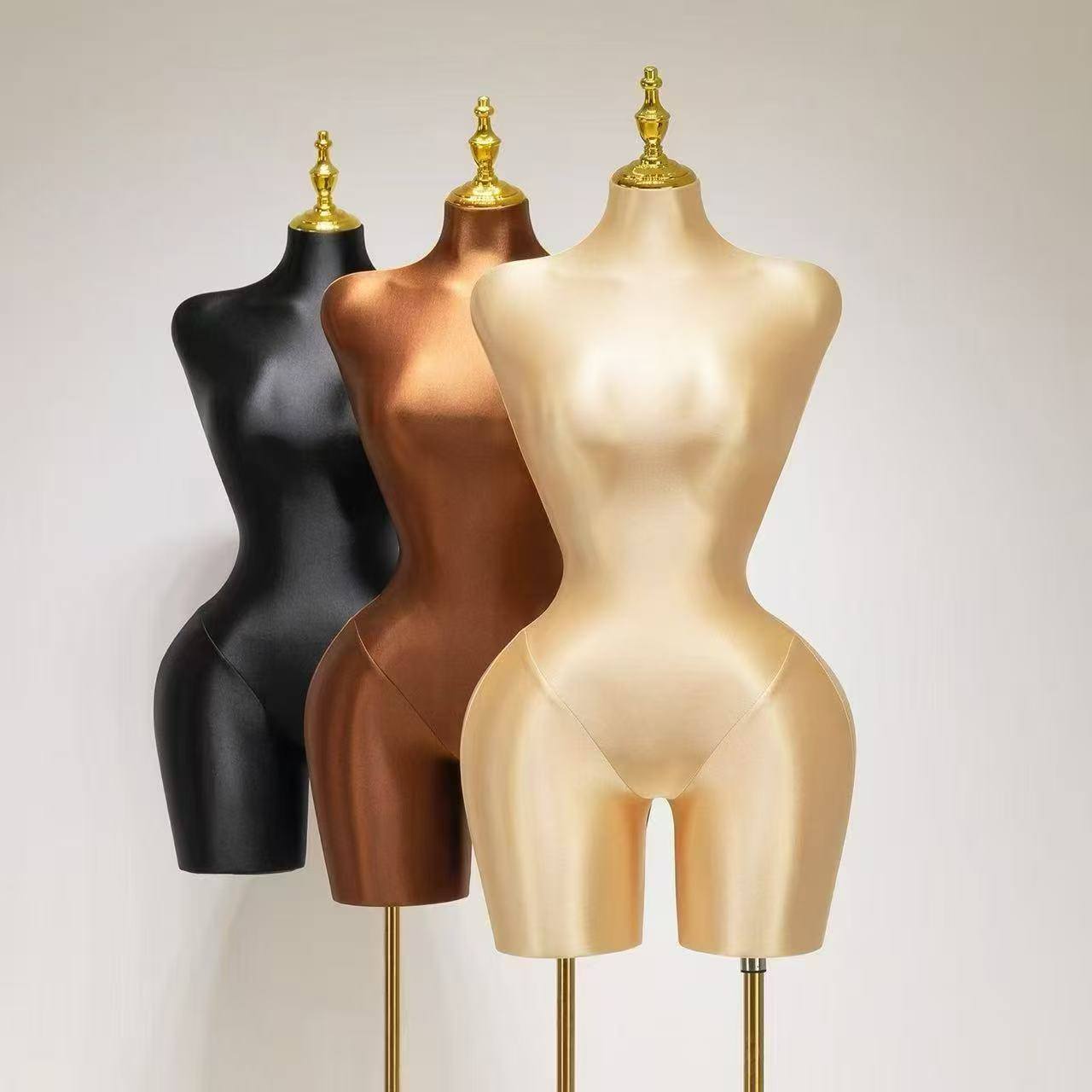 Pinnable mannequin