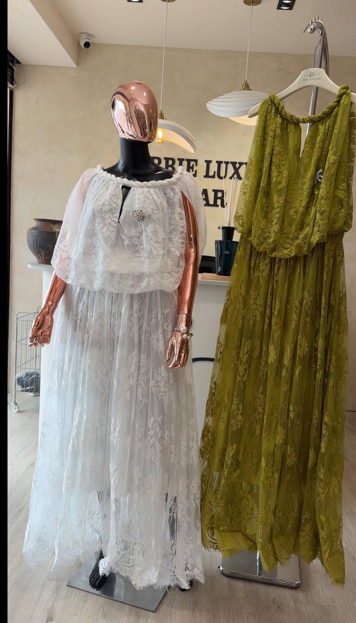 Timeless Beauty Dress